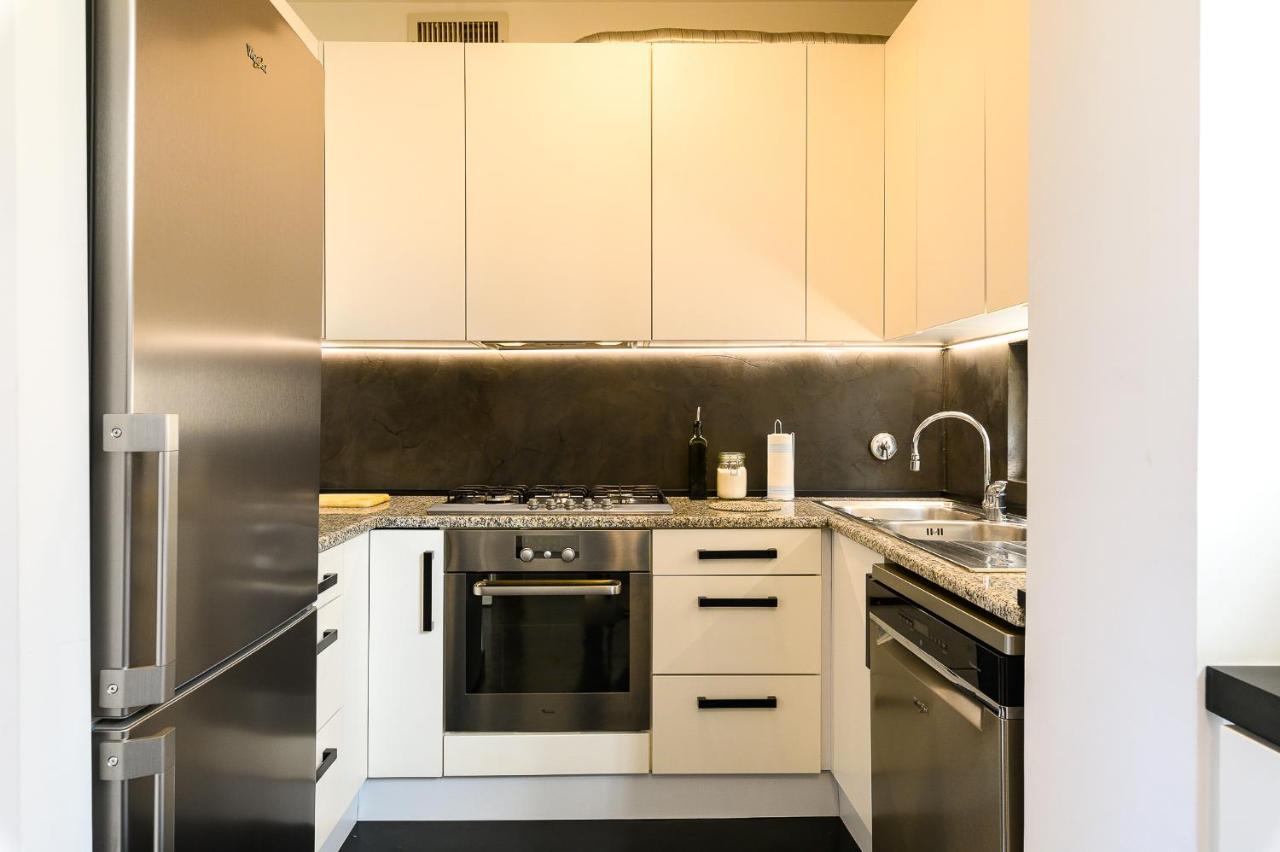 Peaceful Penthouse With Garage By Ndp Rent Apartment Rome Exterior photo