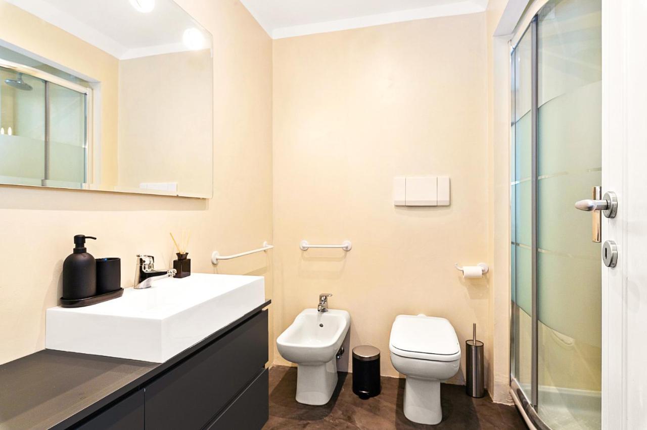 Peaceful Penthouse With Garage By Ndp Rent Apartment Rome Exterior photo
